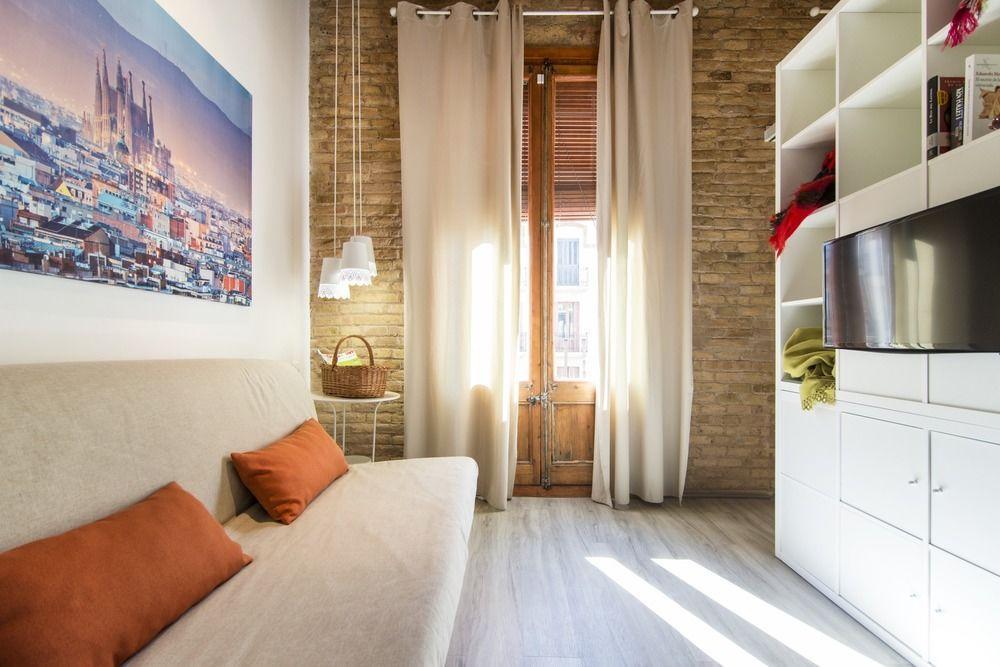 Happy People Sagrada Familia Gaudi Apartamento *
