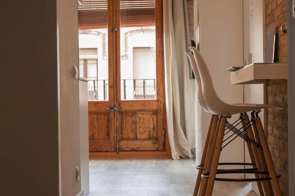 Happy People Sagrada Familia Gaudi Apartamento